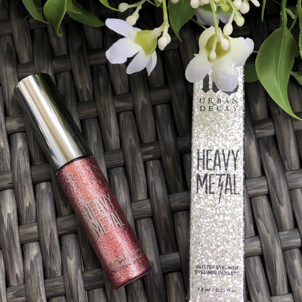 (NEW) Urban Decay Heavy Metal Glitter Eyeliner